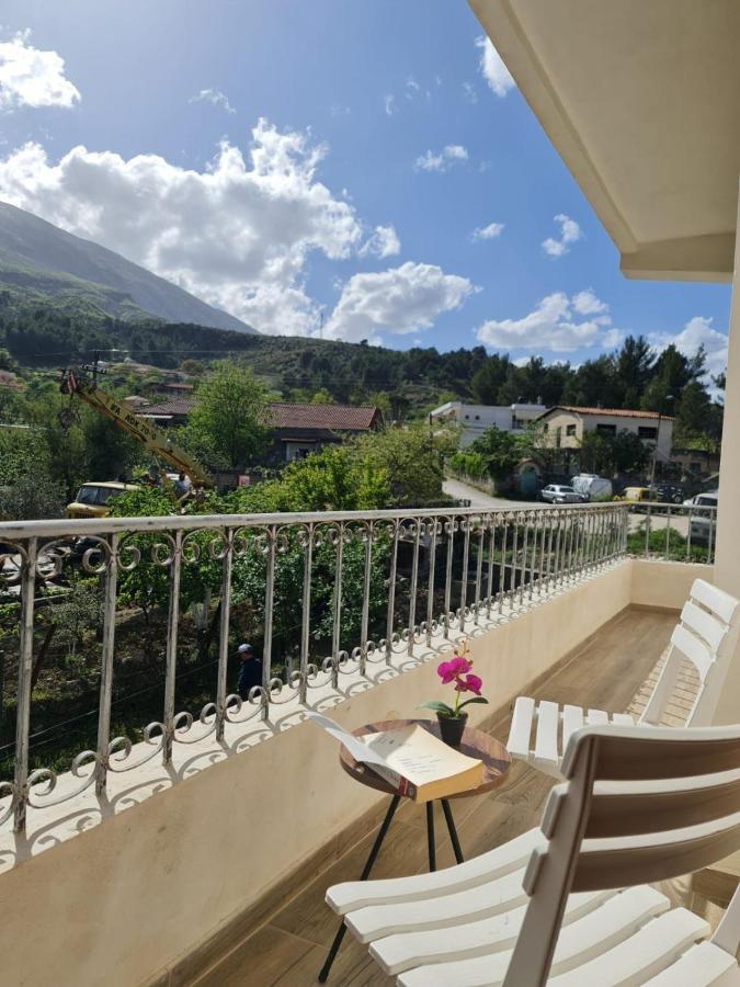 Guesthouse "Shtepia Ime" Përmet Eksteriør billede