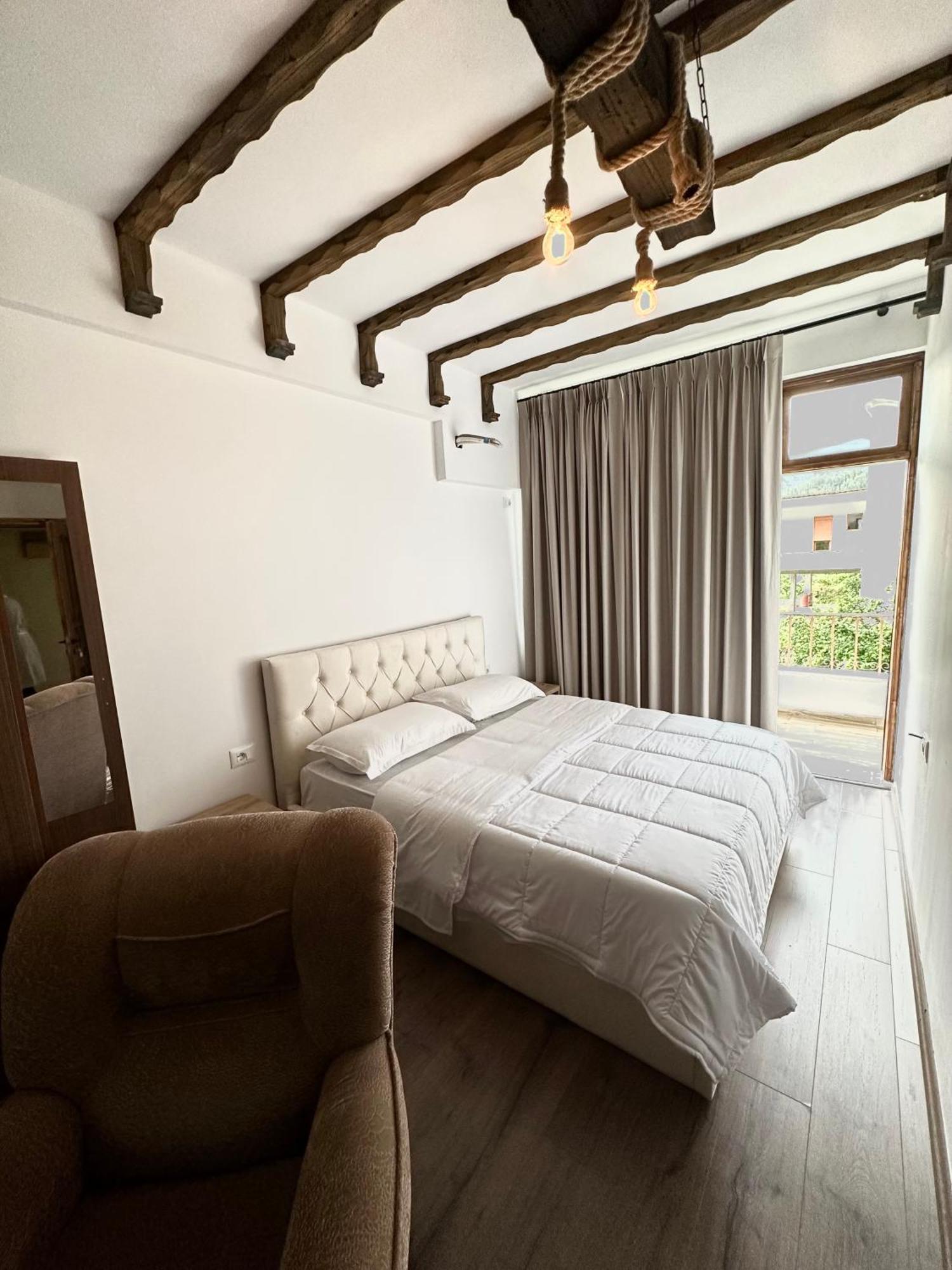 Guesthouse "Shtepia Ime" Përmet Eksteriør billede